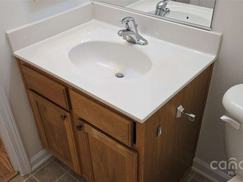 162 Autumn Falls Drive, Lake Wylie, SC 29710.  MLS# CAR4276437, YatesRealty ID 23525. 