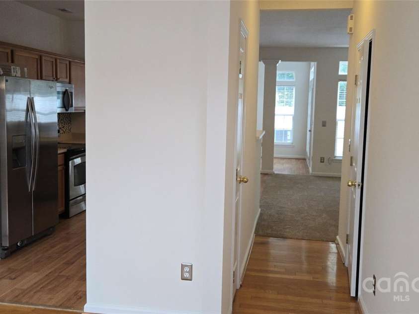 162 Autumn Falls Drive, Lake Wylie, SC 29710.  MLS# CAR4276437, YatesRealty ID 23525. 