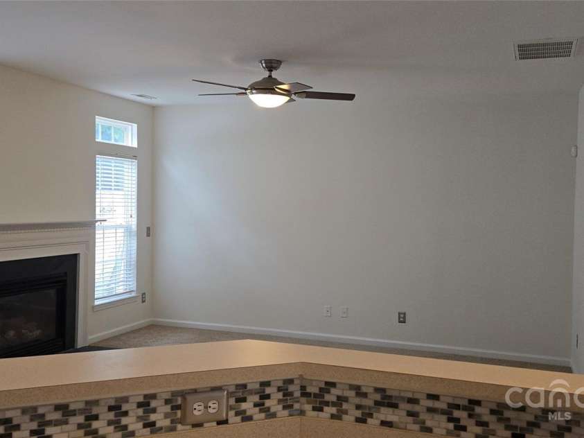 162 Autumn Falls Drive, Lake Wylie, SC 29710.  MLS# CAR4276437, YatesRealty ID 23525. 