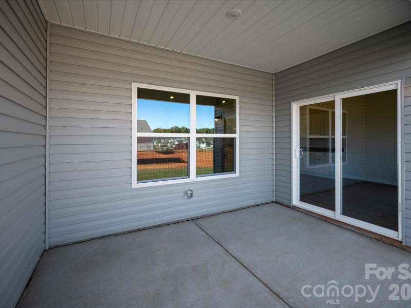 3631 Clover Valley Drive, Gastonia, NC 28052.  MLS# CAR4379498, YatesRealty ID 23525. 