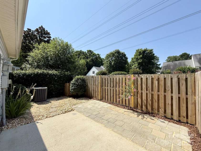 9730 Elizabeth Townes Lane, Charlotte, NC 28277.  MLS# CAR4275880, YatesRealty ID 23526. Patio