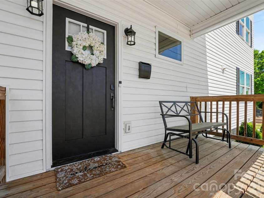 430 Fulton Street, Salisbury, NC 28144.  MLS# CAR4372374, YatesRealty ID 23527. 