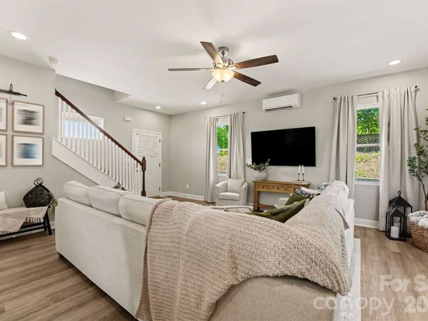 430 Fulton Street, Salisbury, NC 28144.  MLS# CAR4372374, YatesRealty ID 23527. 