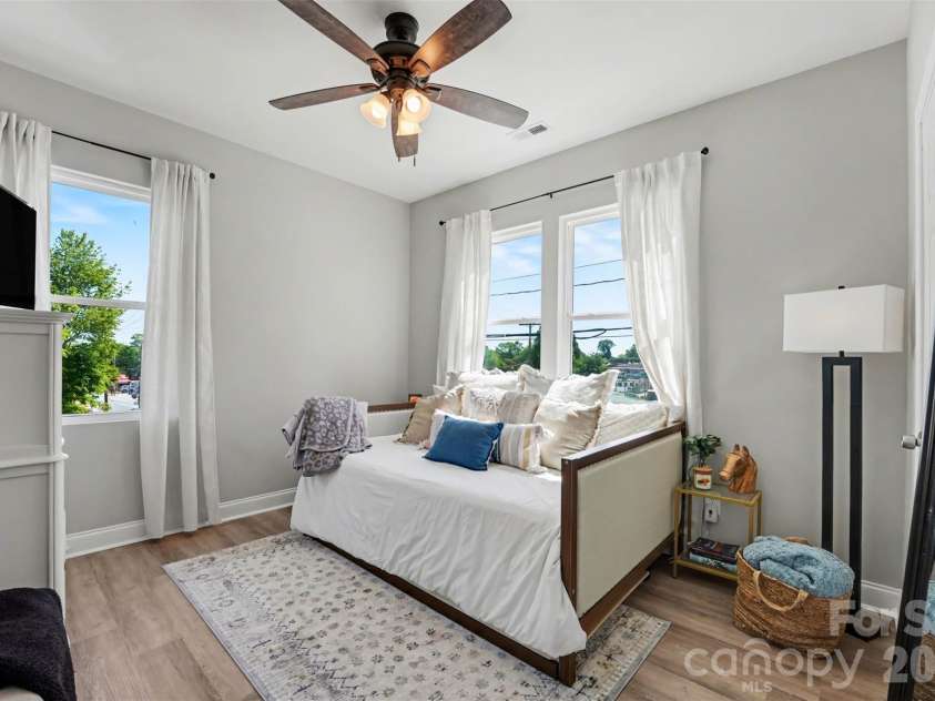430 Fulton Street, Salisbury, NC 28144.  MLS# CAR4372374, YatesRealty ID 23527. 
