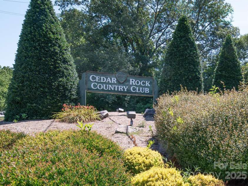 2770 Lakeview Drive, Lenoir, NC 28645.  MLS# CAR4274272, YatesRealty ID 2353. 