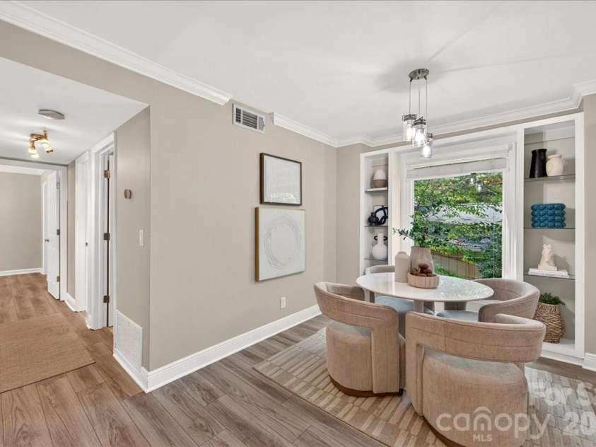 430 Queens Road, Charlotte, NC 28207.  MLS# CAR4347540, YatesRealty ID 2353. 