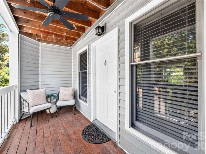 430 Queens Road, Charlotte, NC 28207.  MLS# CAR4347540, YatesRealty ID 2353. 