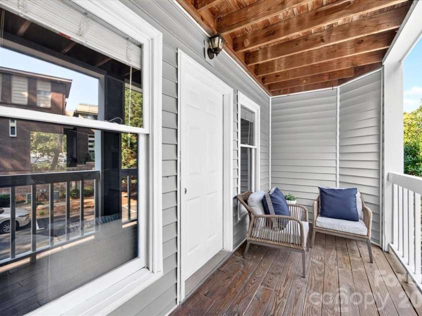 430 Queens Road, Charlotte, NC 28207.  MLS# CAR4420697, YatesRealty ID 2353. 