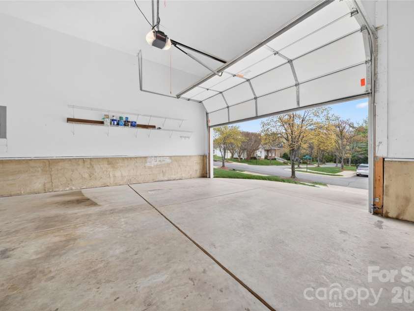20314 Colony Point Lane, Cornelius, NC 28031.  MLS# CAR4307478, YatesRealty ID 23530. 2 Car Garage