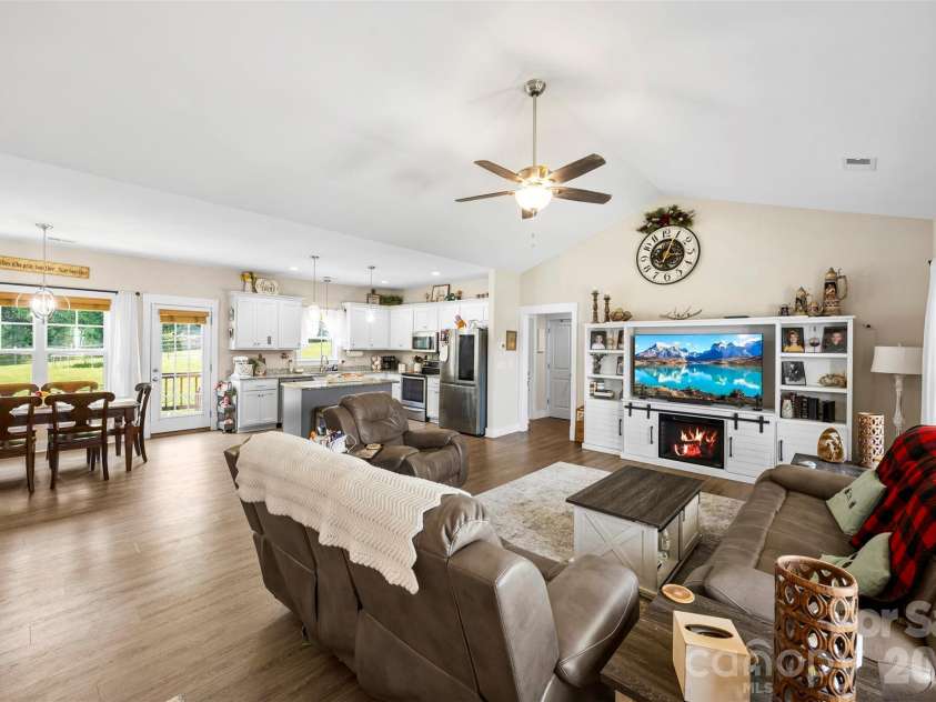 2357 Mintew Circle, Lincolnton, NC 28092.  MLS# CAR4383513, YatesRealty ID 23531. 