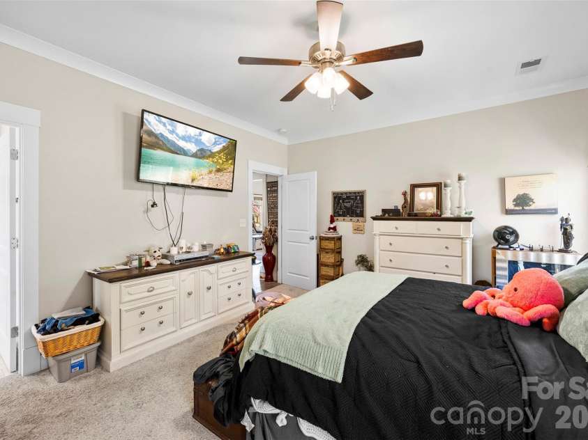 2357 Mintew Circle, Lincolnton, NC 28092.  MLS# CAR4383513, YatesRealty ID 23531. 