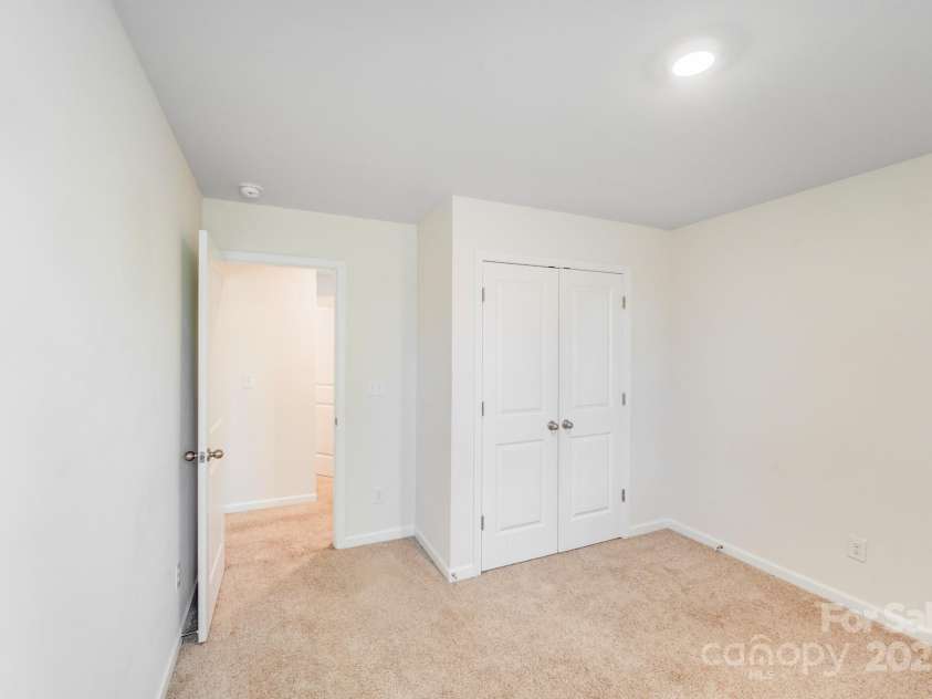 7205 Finnigan Road, Charlotte, NC 28215.  MLS# CAR4257319, YatesRealty ID 23532. Closet in Bedroom 2