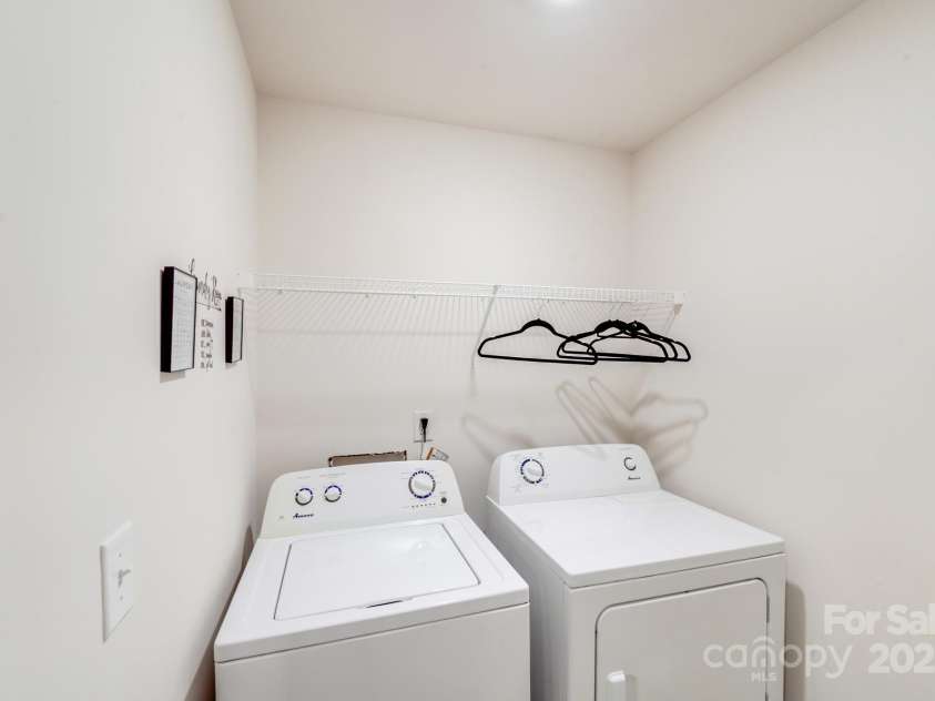 7205 Finnigan Road, Charlotte, NC 28215.  MLS# CAR4257319, YatesRealty ID 23532. Laundry Room Upper Level