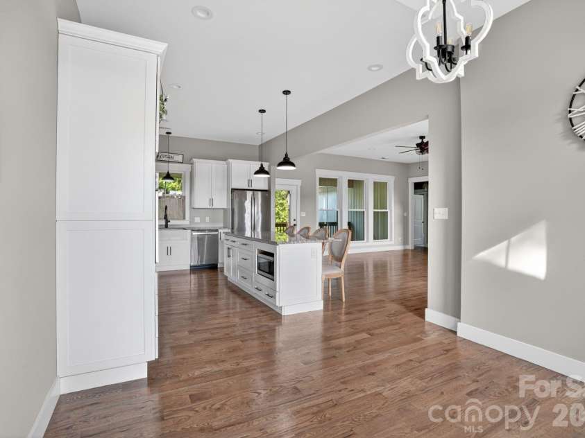 1182 Cape Hickory Road, Hickory, NC 28601.  MLS# CAR4378932, YatesRealty ID 23533. 