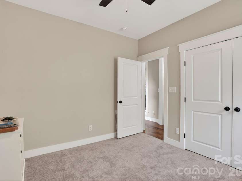 1182 Cape Hickory Road, Hickory, NC 28601.  MLS# CAR4378932, YatesRealty ID 23533. 