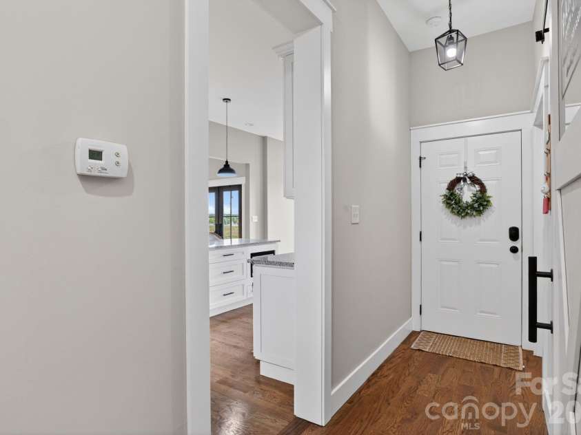 1182 Cape Hickory Road, Hickory, NC 28601.  MLS# CAR4378932, YatesRealty ID 23533. 