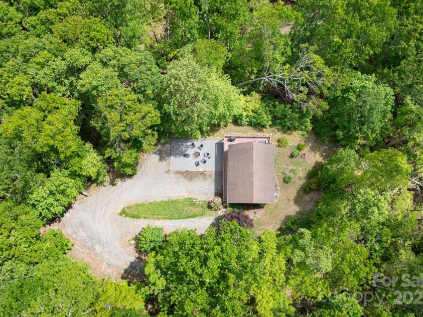 25 Licklog Ridge Road, Fairview, NC 28730.  MLS# CAR4256398, YatesRealty ID 23533. Peaceful setting perched at the top of the mountain