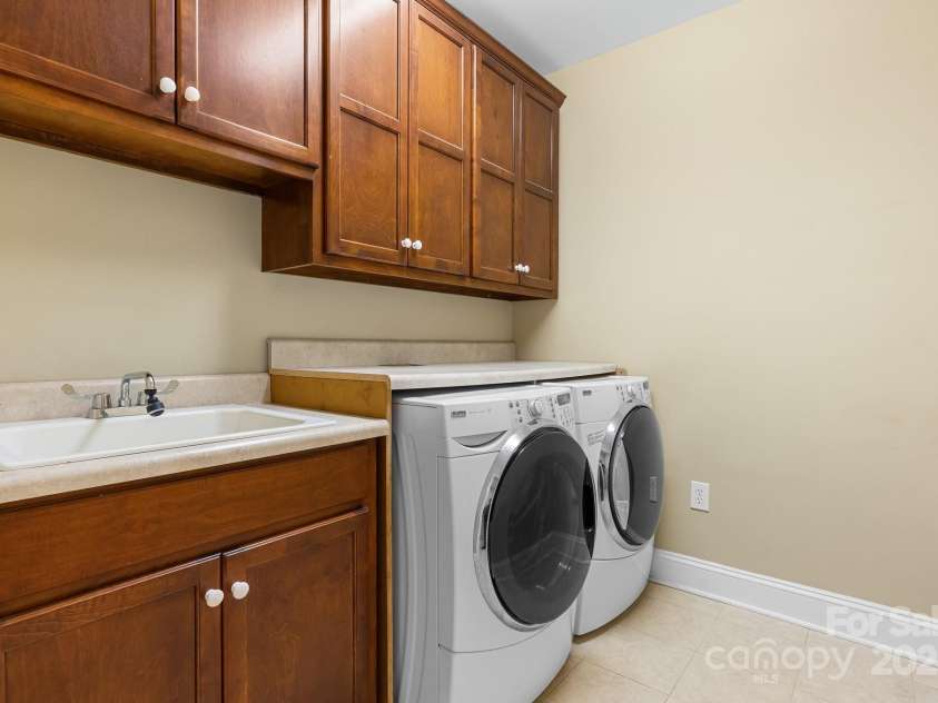 5487 Back Shore Drive, Granite Falls, NC 28630.  MLS# CAR4263403, YatesRealty ID 23534. 