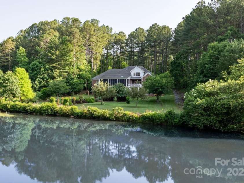 5487 Back Shore Drive, Granite Falls, NC 28630.  MLS# CAR4263403, YatesRealty ID 23534. 