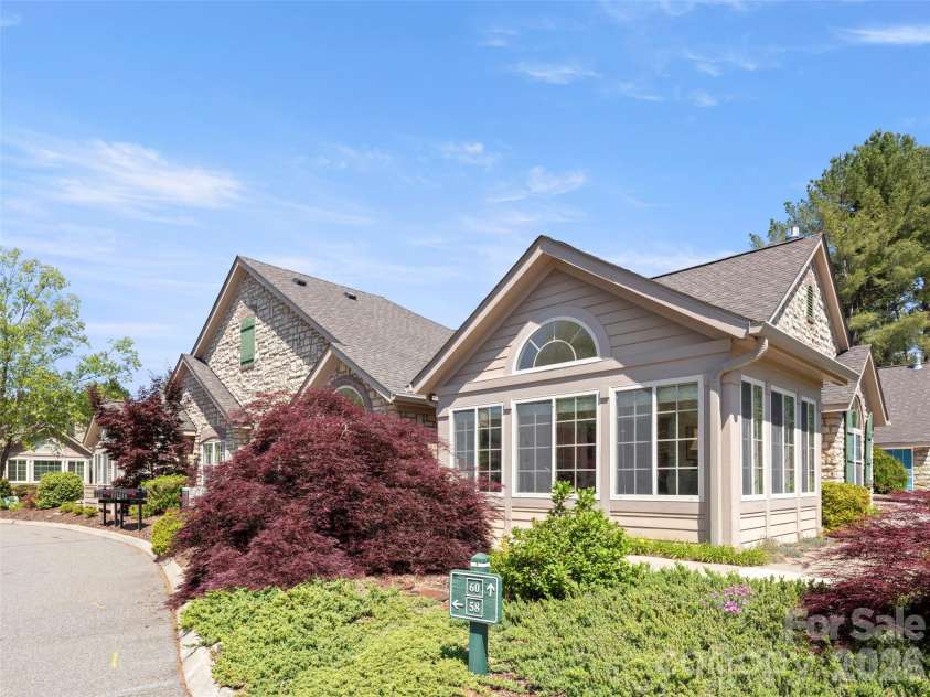 58 Mountain Meadow Circle, Weaverville, NC 28787.  MLS# CAR4380834, YatesRealty ID 23534. 