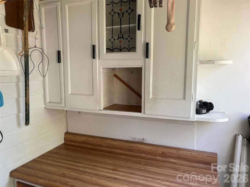 114 Hampton Street, Chester, SC 29706.  MLS# CAR4370018, YatesRealty ID 23537. 