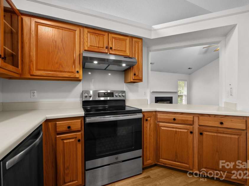 385 Glensprings Drive, Fletcher, NC 28732.  MLS# CAR4273021, YatesRealty ID 23539. 