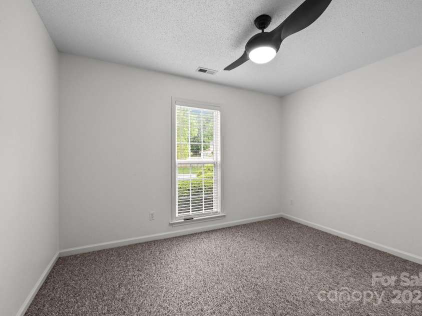 385 Glensprings Drive, Fletcher, NC 28732.  MLS# CAR4273021, YatesRealty ID 23539. 