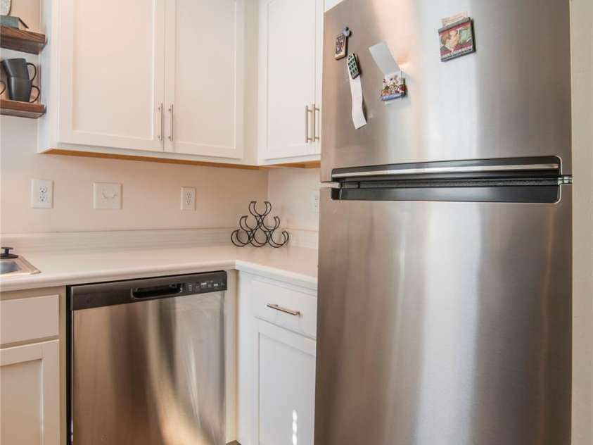 4605 Coronado Drive, Charlotte, NC 28212.  MLS# CAR4367991, YatesRealty ID 23539. 