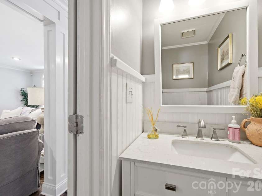 6217 Eagle Claw Court, Mint Hill, NC 28227.  MLS# CAR4382735, YatesRealty ID 23540. 1/2 Bathroom on Main