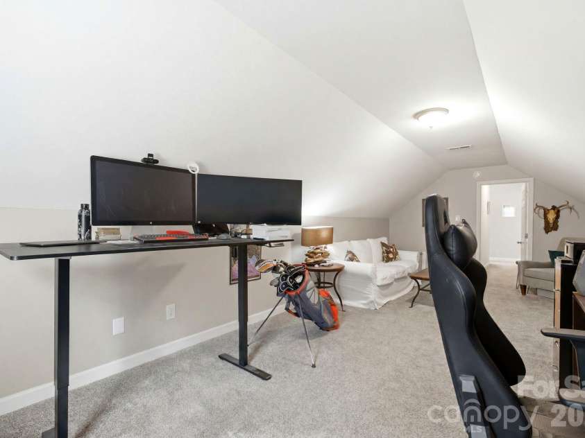 6217 Eagle Claw Court, Mint Hill, NC 28227.  MLS# CAR4382735, YatesRealty ID 23540. Bonus Room