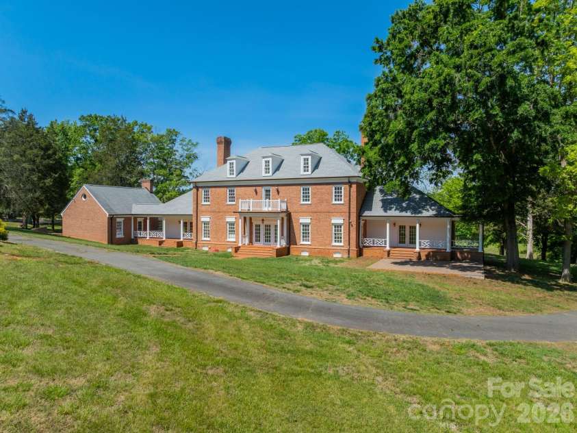 4030 Oak Hollow Lane, Harrisburg, NC 28075.  MLS# CAR4379031, YatesRealty ID 23541. 