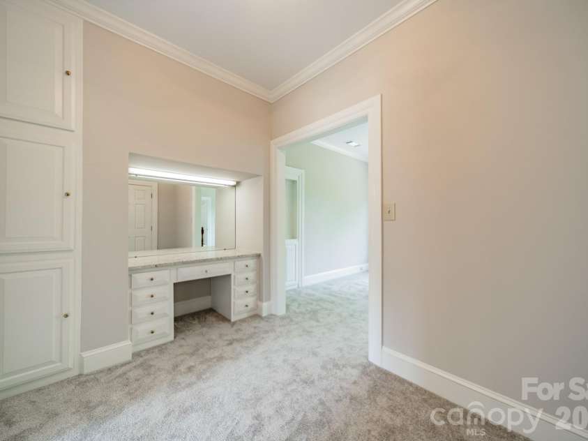 4030 Oak Hollow Lane, Harrisburg, NC 28075.  MLS# CAR4379031, YatesRealty ID 23541. Dressing area