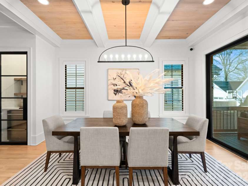 4328 Walker Road, Charlotte, NC 28211.  MLS# CAR4342591, YatesRealty ID 23543. Dining Room