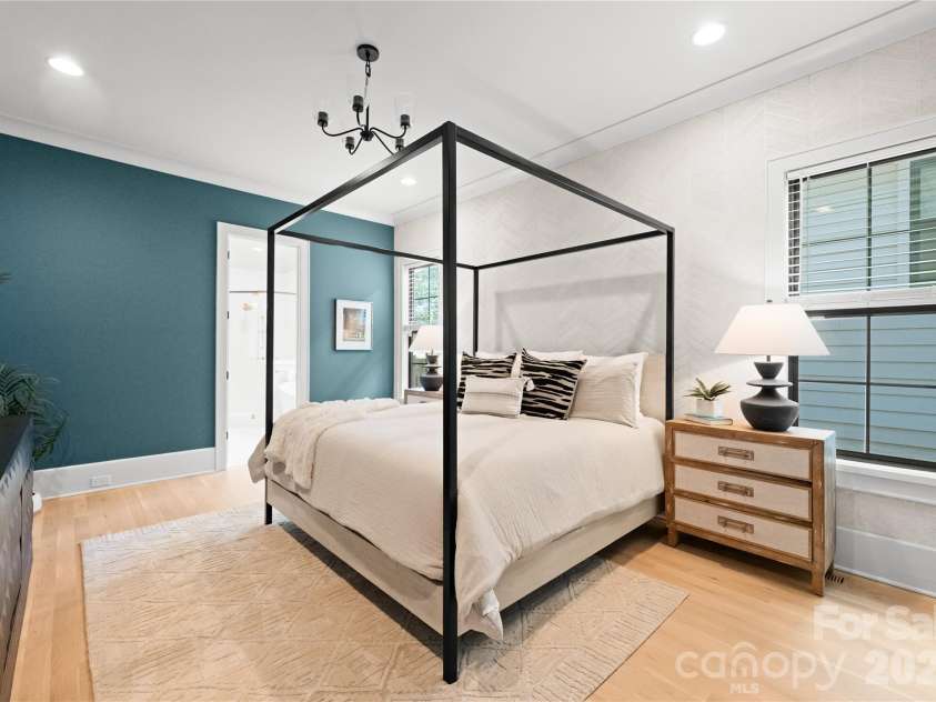 4328 Walker Road, Charlotte, NC 28211.  MLS# CAR4342591, YatesRealty ID 23543. First Floor Primary Bedroom
