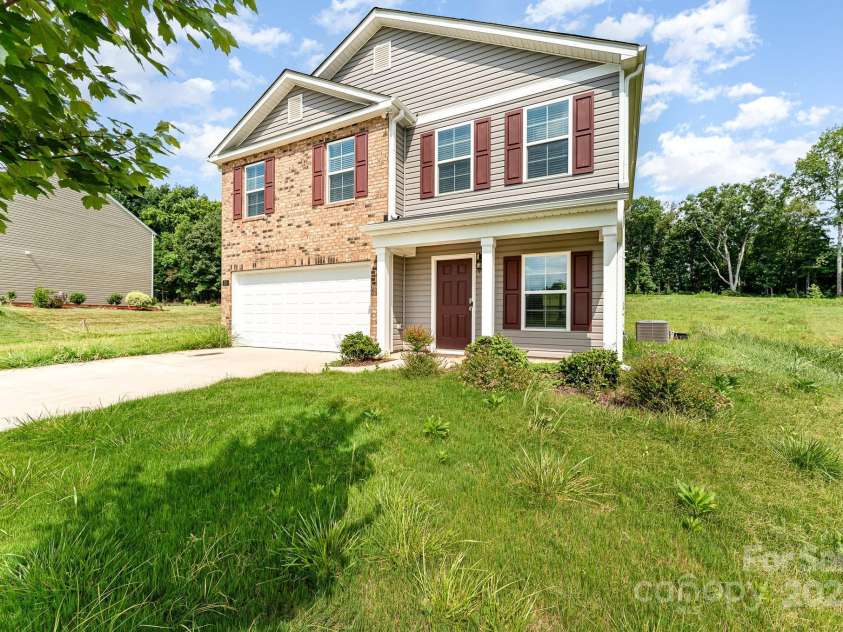 215 Lilys Place, Lexington, NC 27292.  MLS# CAR4275961, YatesRealty ID 23545. 