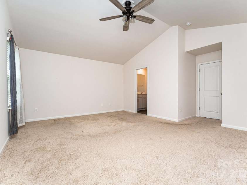 215 Lilys Place, Lexington, NC 27292.  MLS# CAR4275961, YatesRealty ID 23545. 