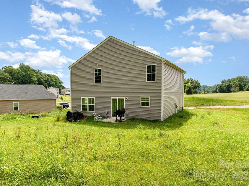 215 Lilys Place, Lexington, NC 27292.  MLS# CAR4275961, YatesRealty ID 23545. 