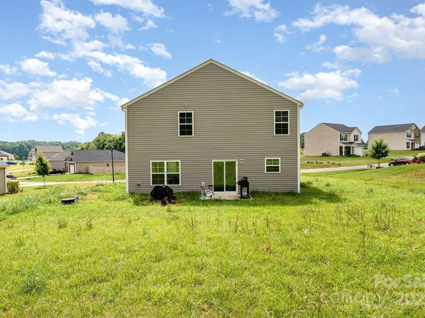 215 Lilys Place, Lexington, NC 27292.  MLS# CAR4275961, YatesRealty ID 23545. 