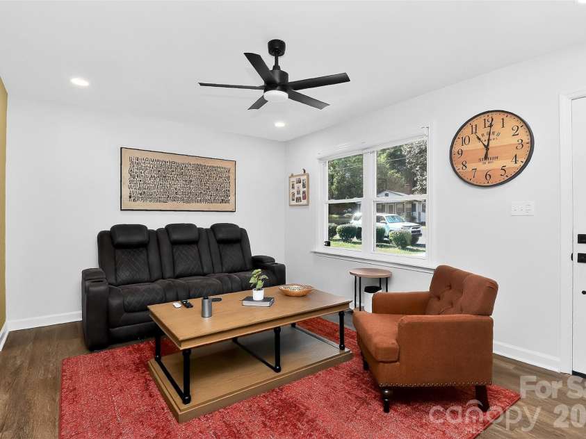 232 Avery Street, Fort Mill, SC 29715.  MLS# CAR4363194, YatesRealty ID 23545. 