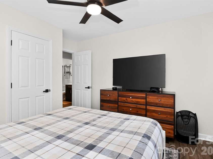 232 Avery Street, Fort Mill, SC 29715.  MLS# CAR4363194, YatesRealty ID 23545. 