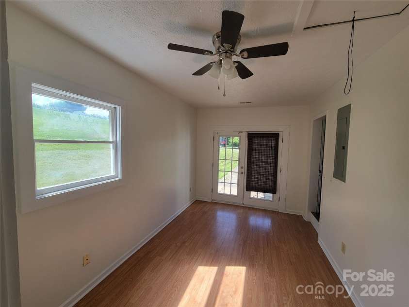 317 Poplar Street, Canton, NC 28716.  MLS# CAR4276377, YatesRealty ID 23546. 
