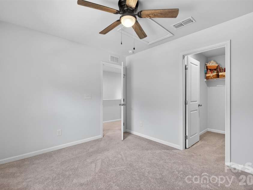 1937 Pin Hook Road, Charlotte, NC 28215.  MLS# CAR4379348, YatesRealty ID 23547. 