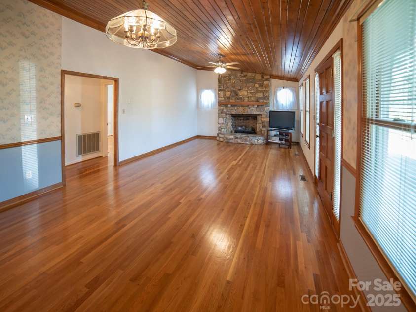 3837 Berry Road, Hildebran, NC 28637.  MLS# CAR4276806, YatesRealty ID 23548. 