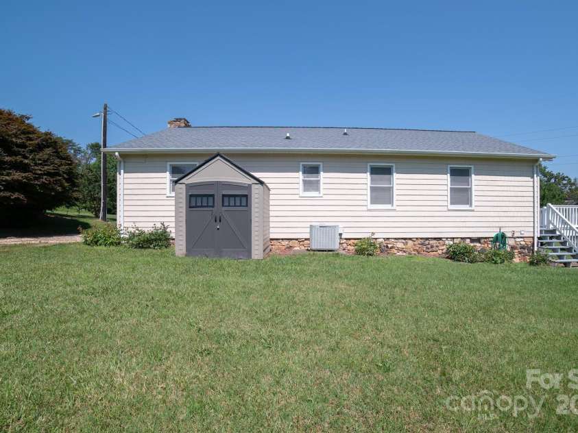 3837 Berry Road, Hildebran, NC 28637.  MLS# CAR4276806, YatesRealty ID 23548. 