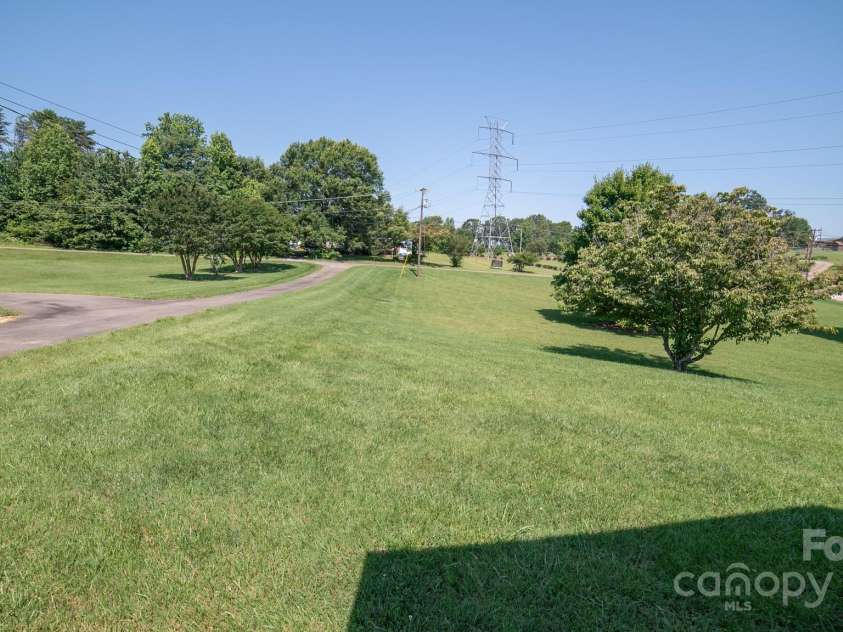 3837 Berry Road, Hildebran, NC 28637.  MLS# CAR4276806, YatesRealty ID 23548. 