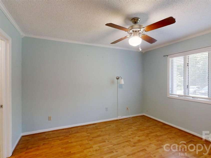 7962 Westcape Drive, Denver, NC 28037.  MLS# CAR4370392, YatesRealty ID 23548. 