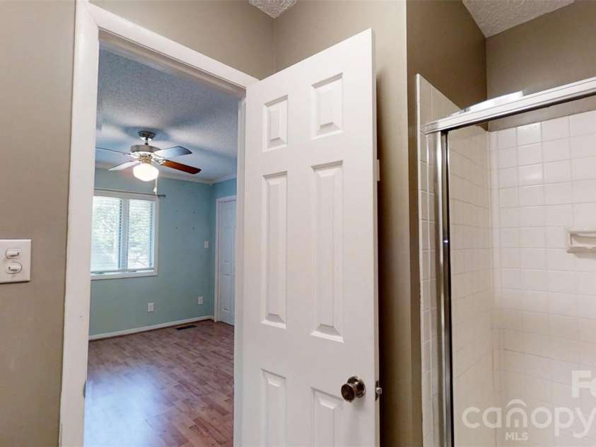 7962 Westcape Drive, Denver, NC 28037.  MLS# CAR4370392, YatesRealty ID 23548. 
