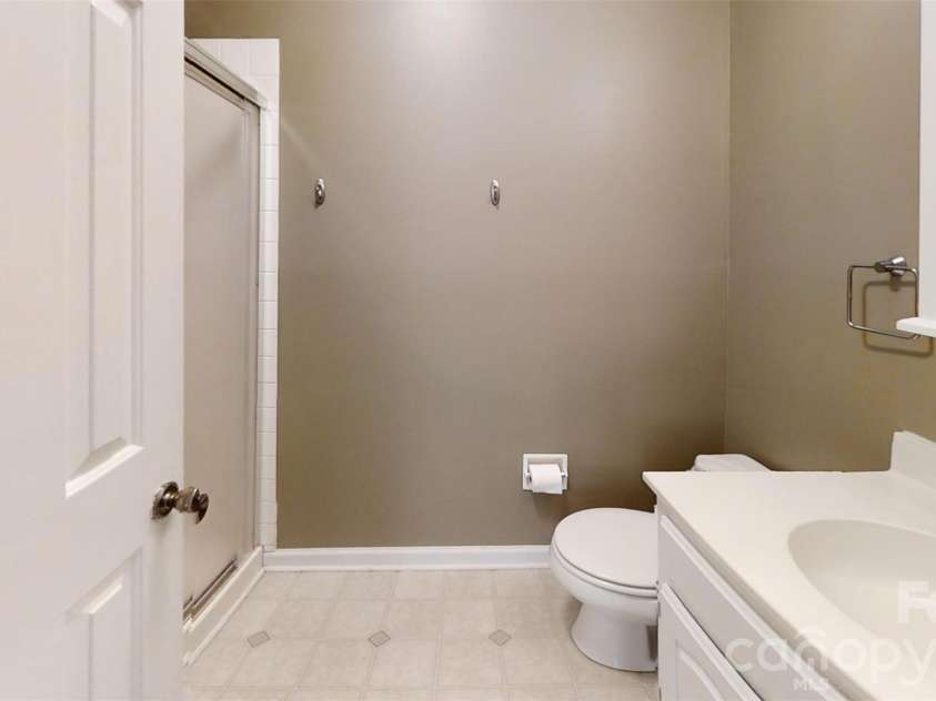7962 Westcape Drive, Denver, NC 28037.  MLS# CAR4370392, YatesRealty ID 23548. 