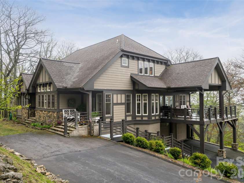412 Granny Lewis Lane, Mars Hill, NC 28754.  MLS# CAR4380551, YatesRealty ID 23549. 