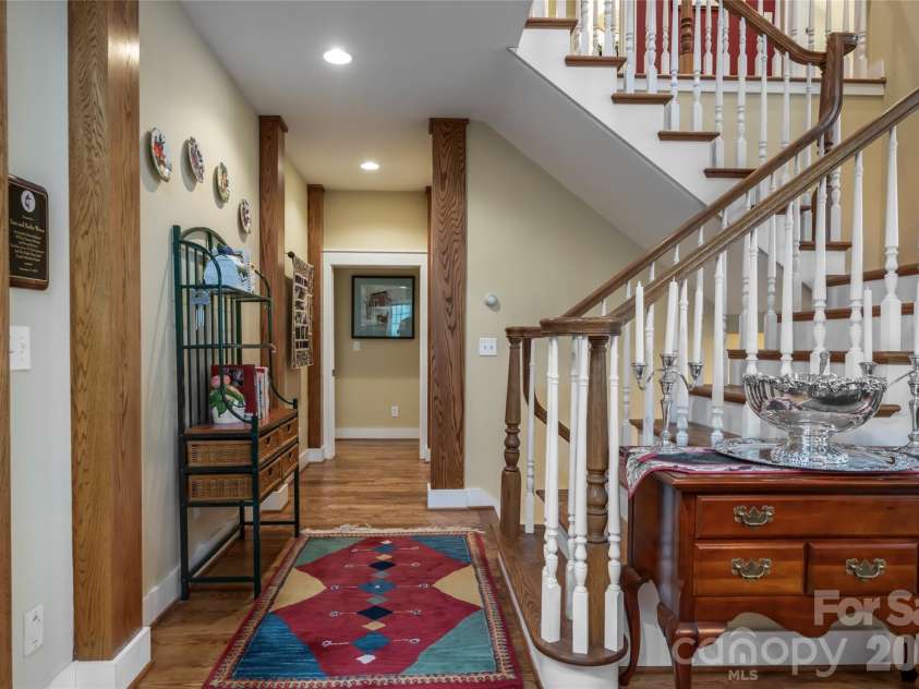412 Granny Lewis Lane, Mars Hill, NC 28754.  MLS# CAR4380551, YatesRealty ID 23549. 